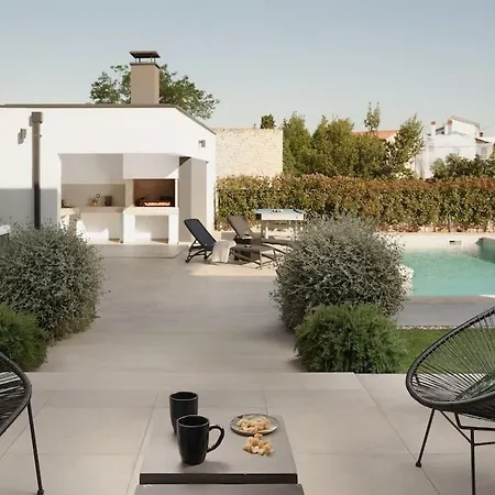 Zen, A Real Relaxing Feeling In Pula Villa